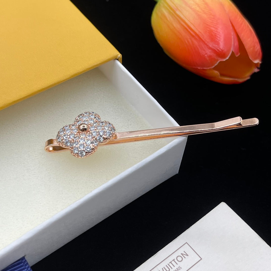 X1ZE980   Popular Hairpin
