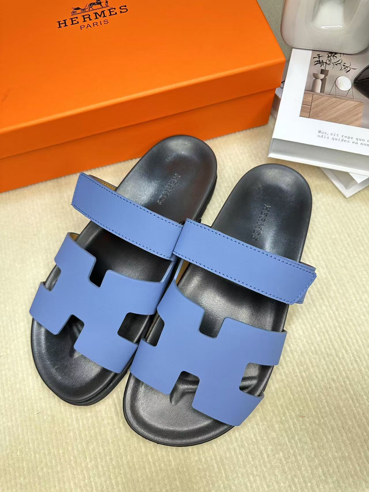 Z2Q55H26 Popular leather shoes