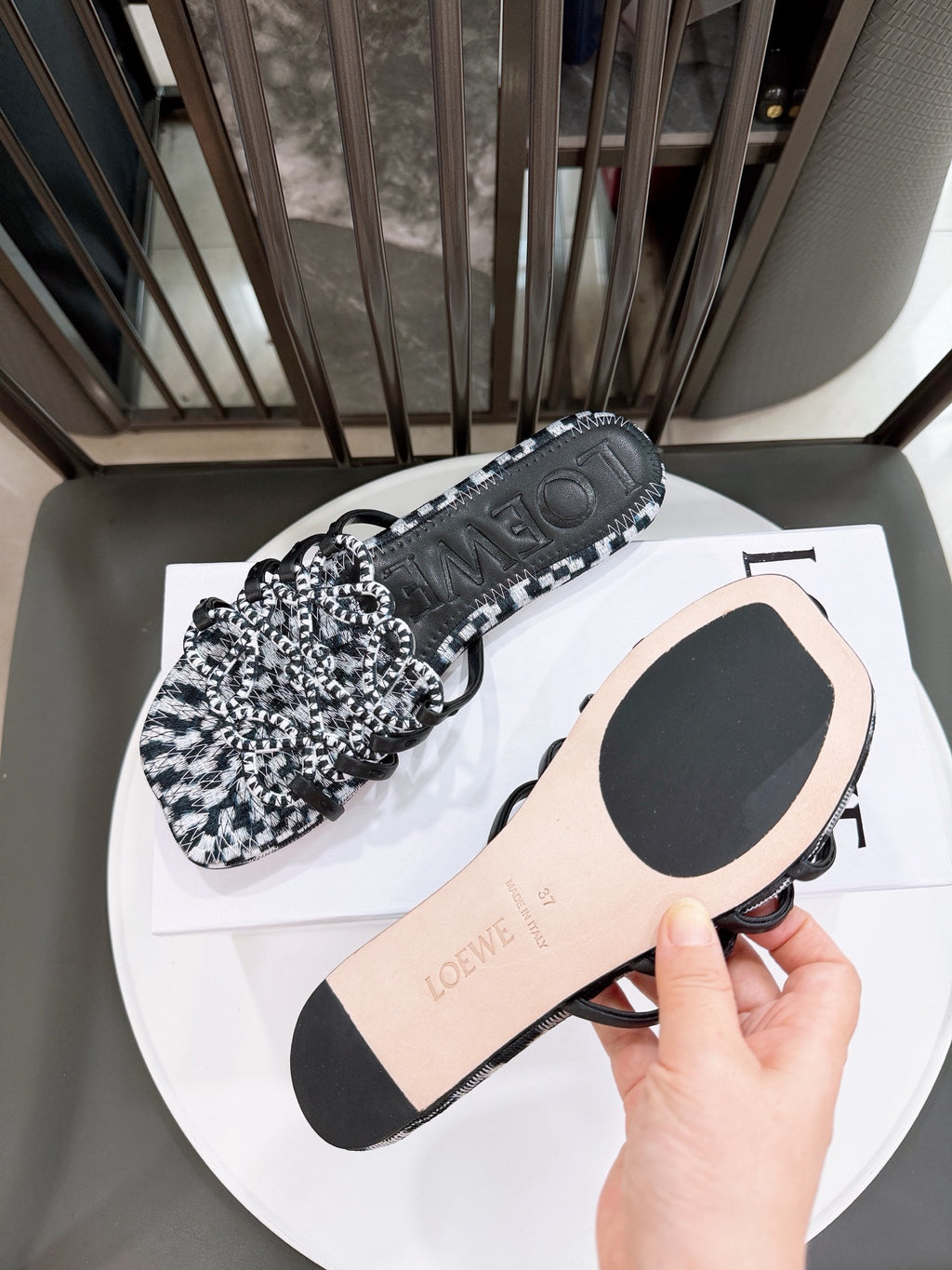 Z2R76A10 Popular high-quality  leather shoes
