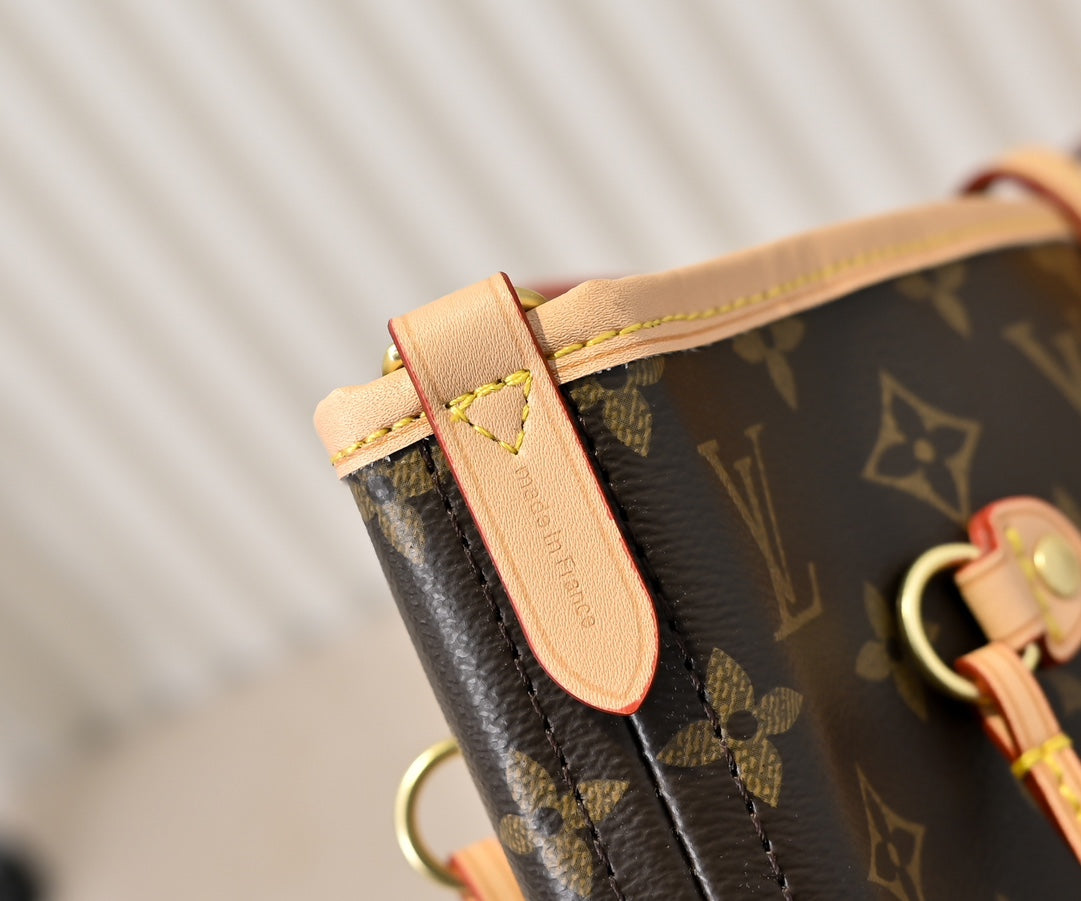 B1W25E77 Popular   leather bag