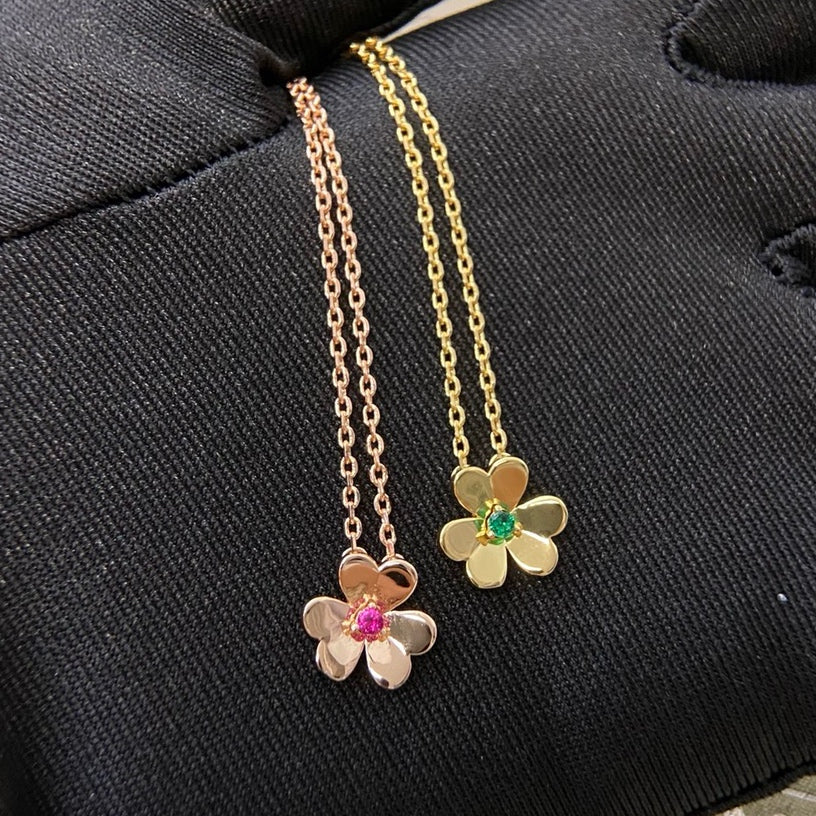 X5Q85VA251X Popular Necklace. Bracelets