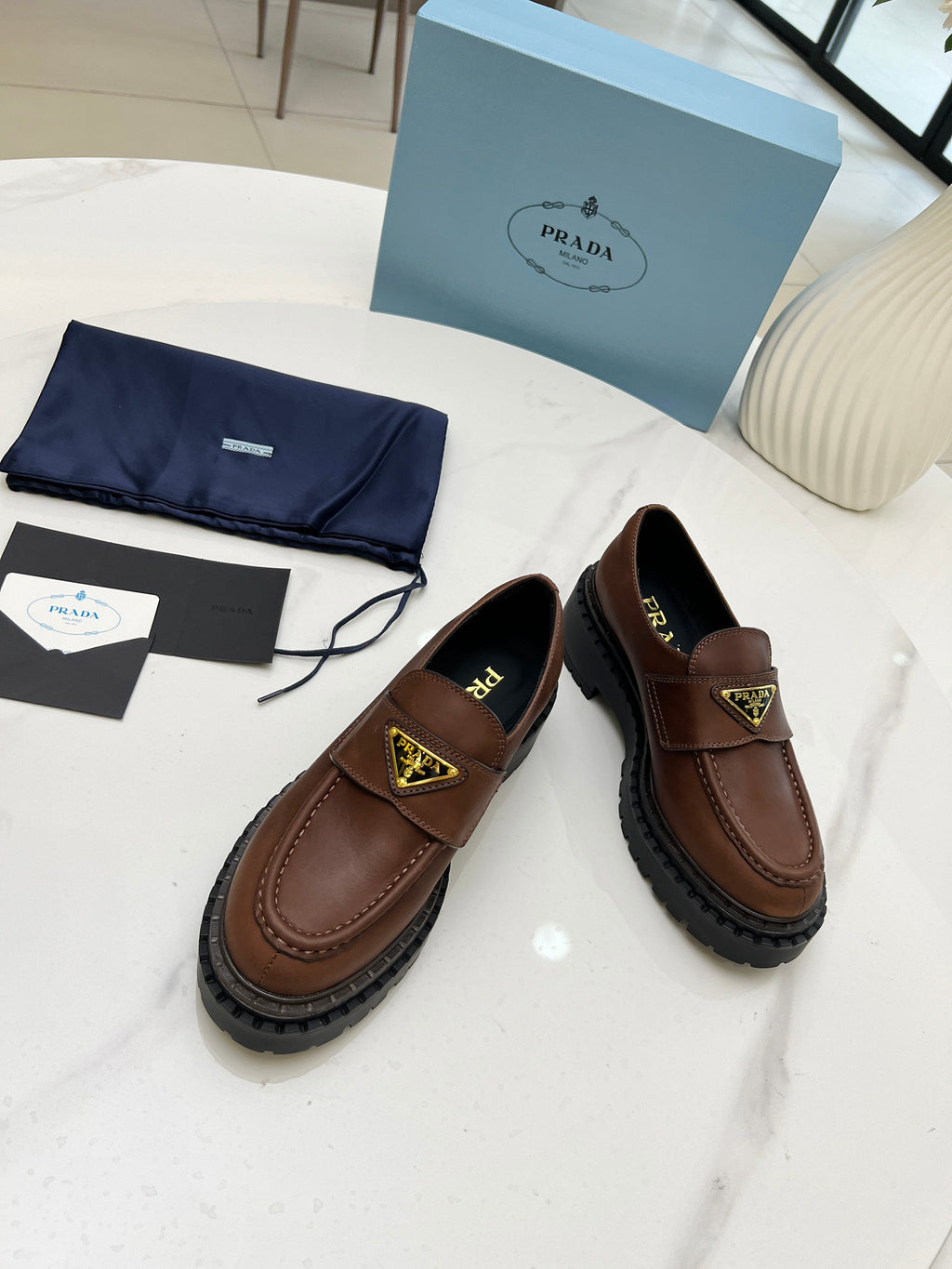 Z2Q105P409 Popular high-quality Shoes