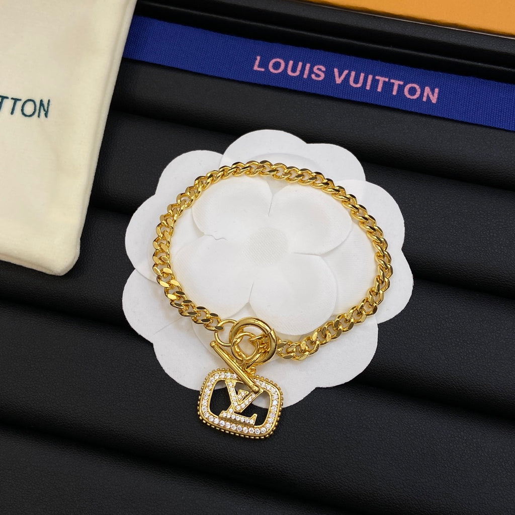 X1N83E251X  Popular   Necklaces  Bracelets Earrings