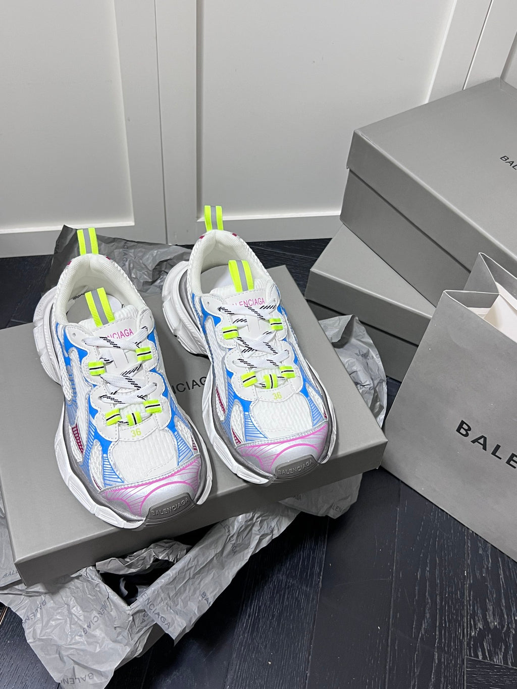Z1Z54J116 Popular Casual shoes