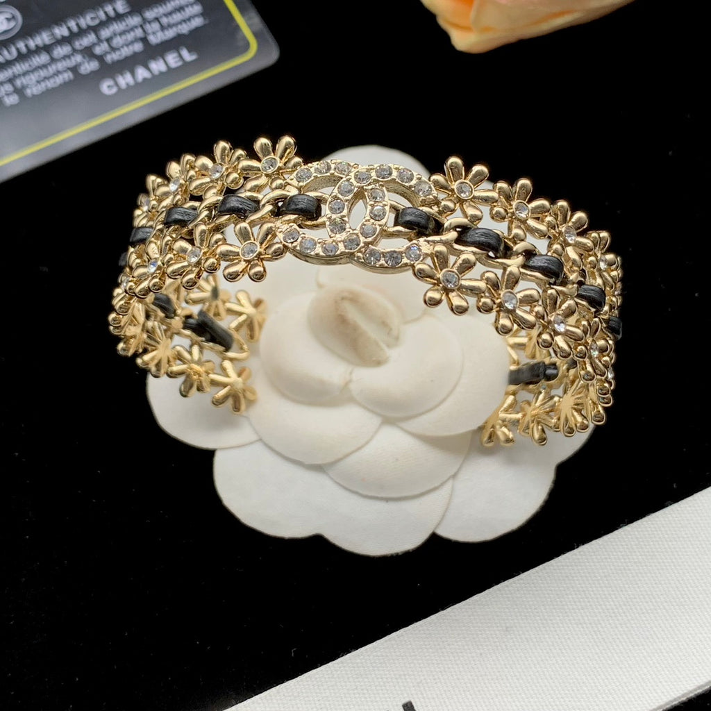 X1Y83C120K  Popular Bracelets