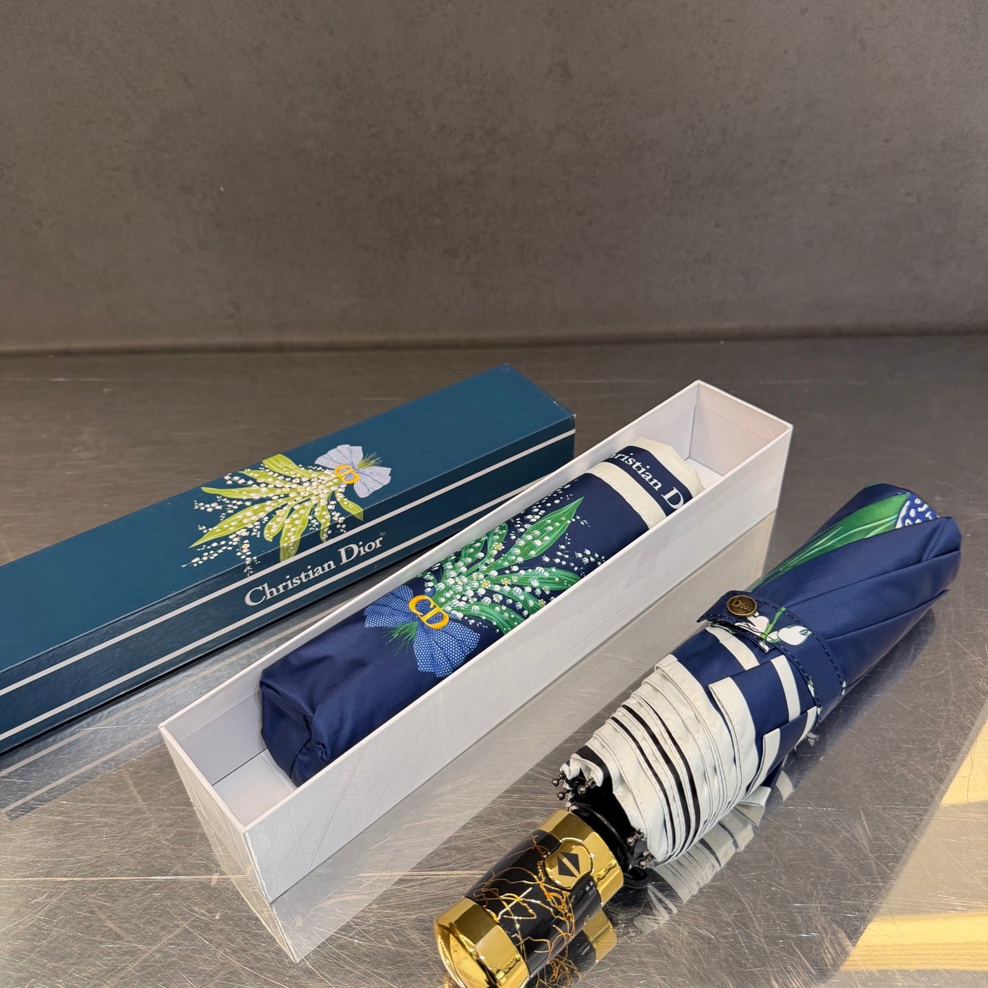J1N46D2 Popular UV resistant umbrella