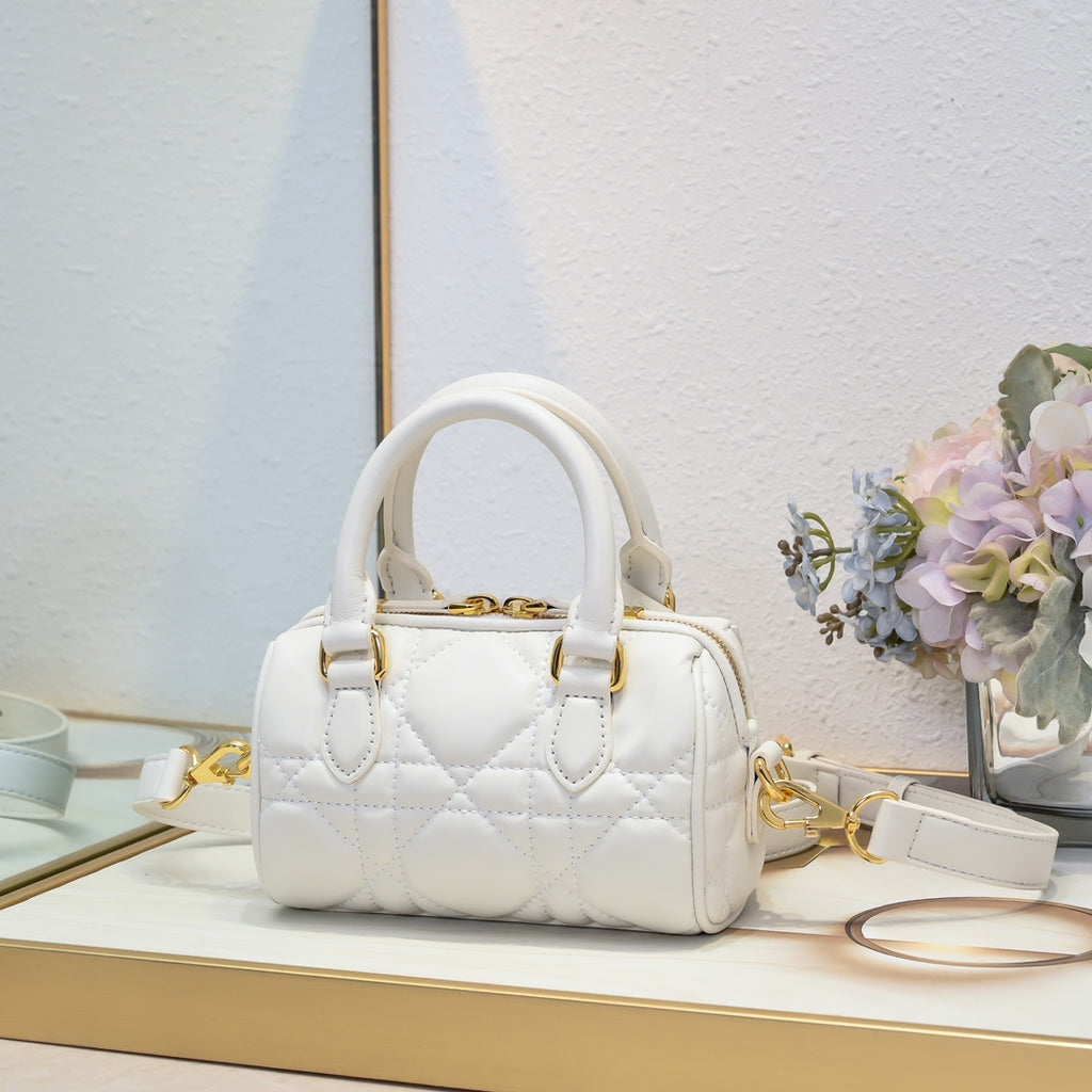 B1W15D32 Popular  leather bag