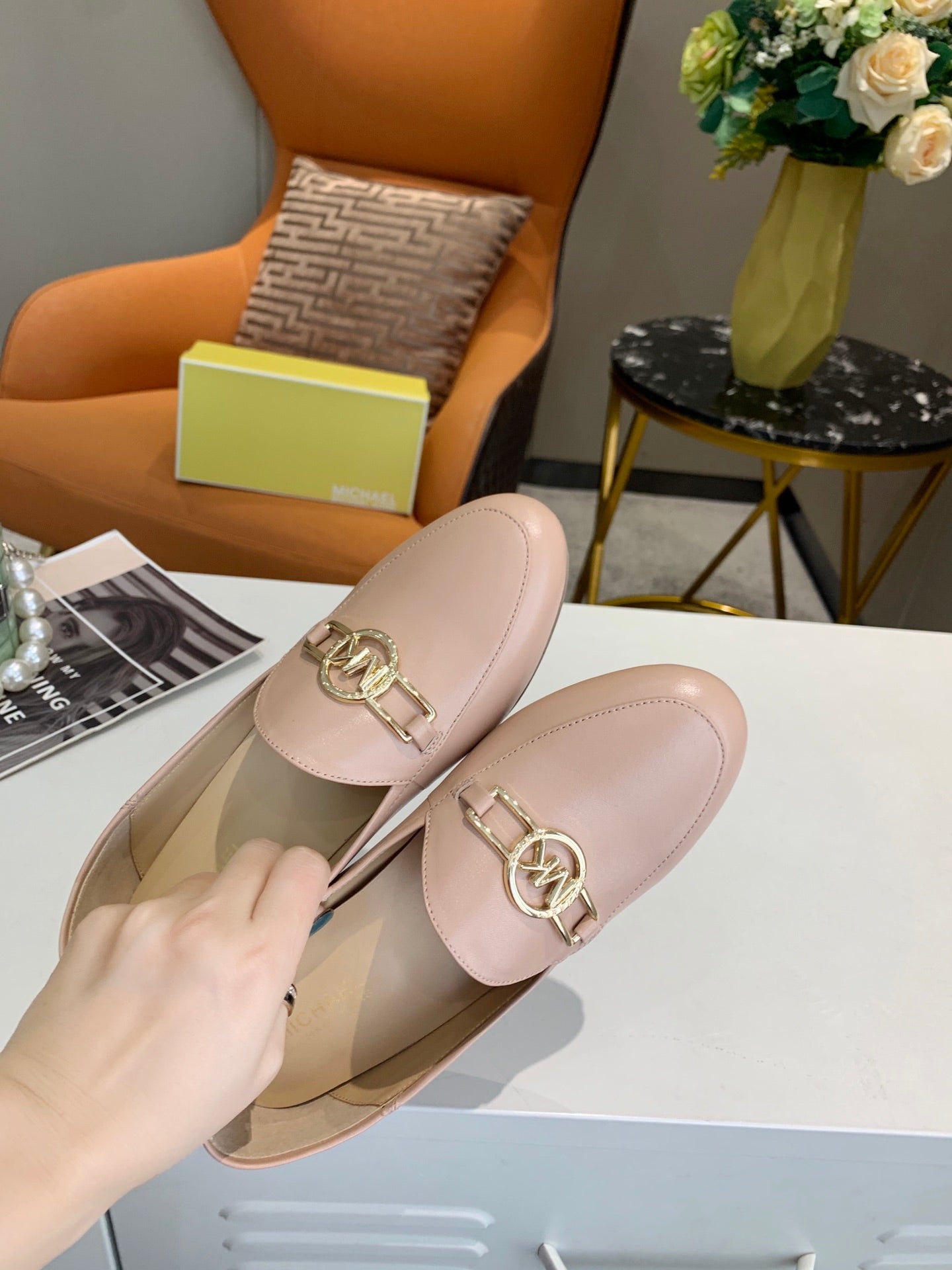 Z2Q105A185 Popular high-quality leather shoes