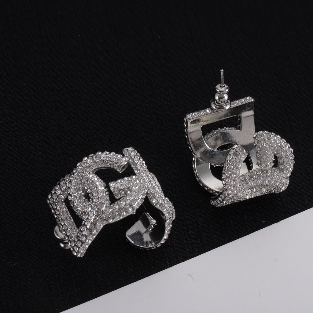 X1Z54A273E Popular  Earrings