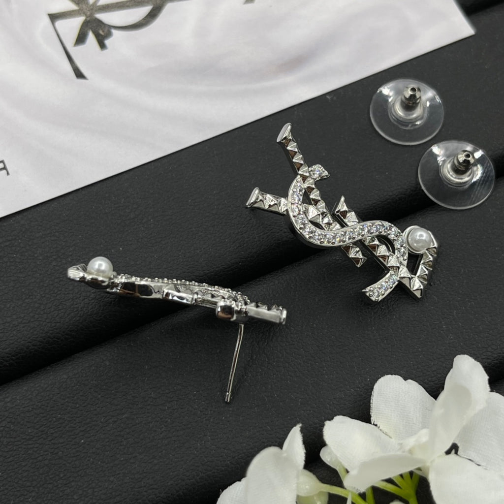 X1Y93SL464E Popular  Earrings
