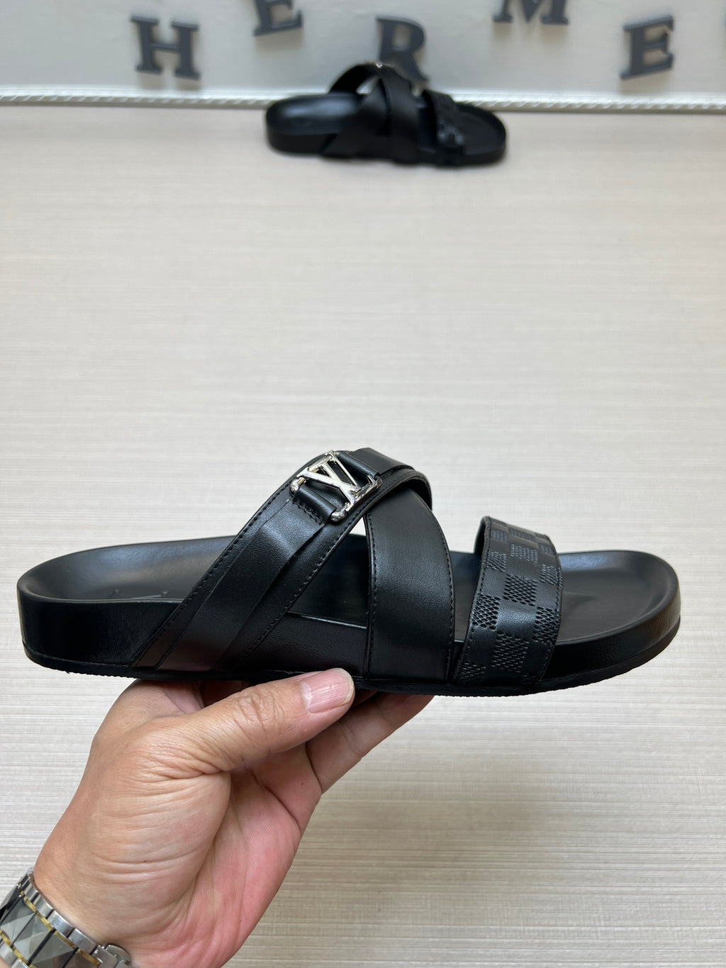 Z5ZE88 Popular slippers