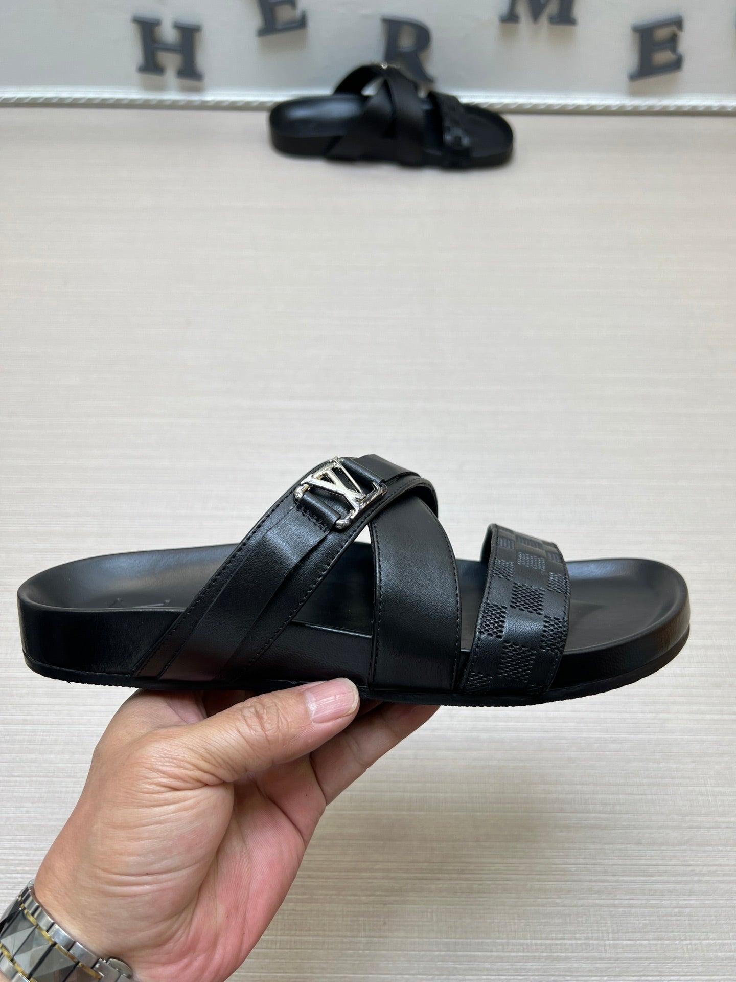 Z5ZE88 Popular slippers