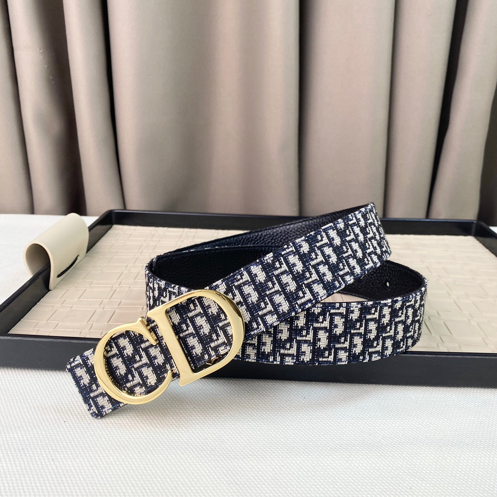 P1Q64D37  Popular    High quality belt With full package