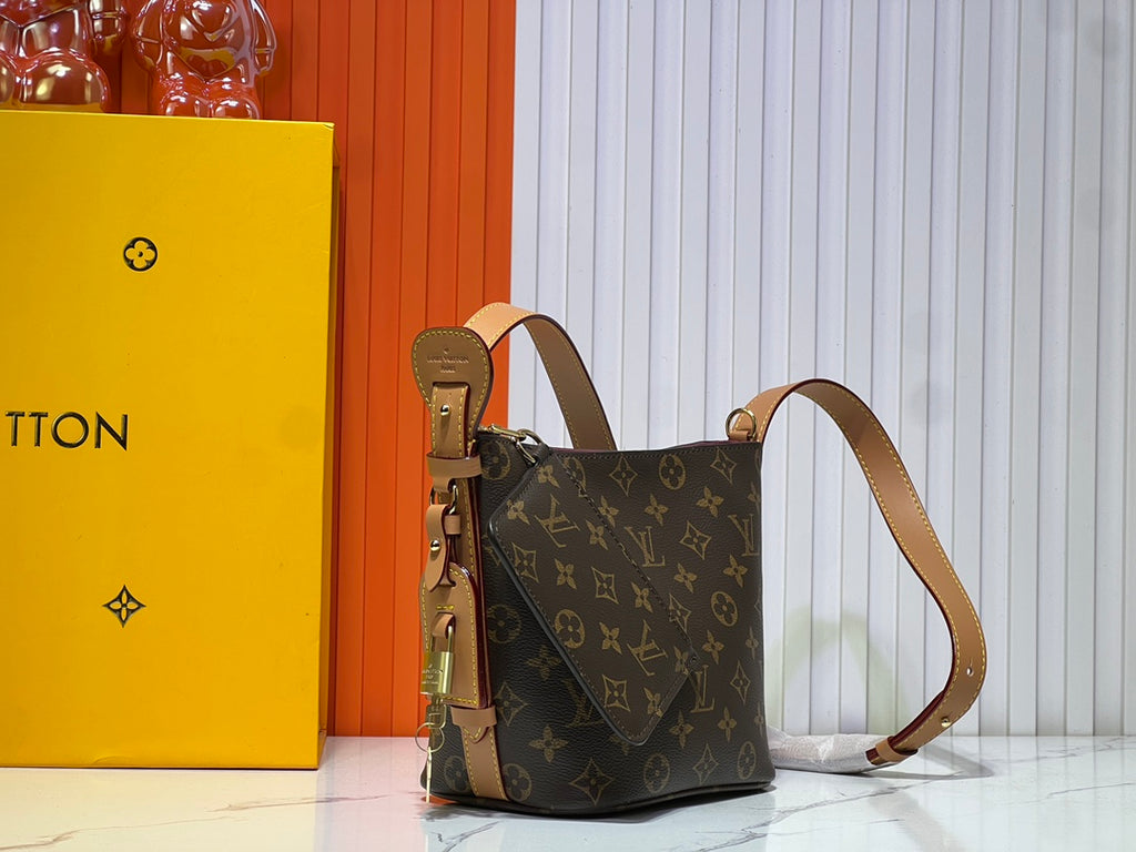 B1W15E40 Popular  leather bag