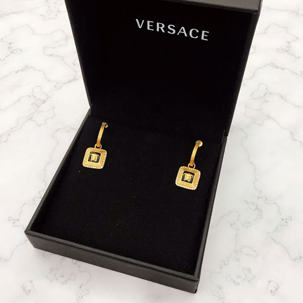 X1A50V25E  Popular Earrings