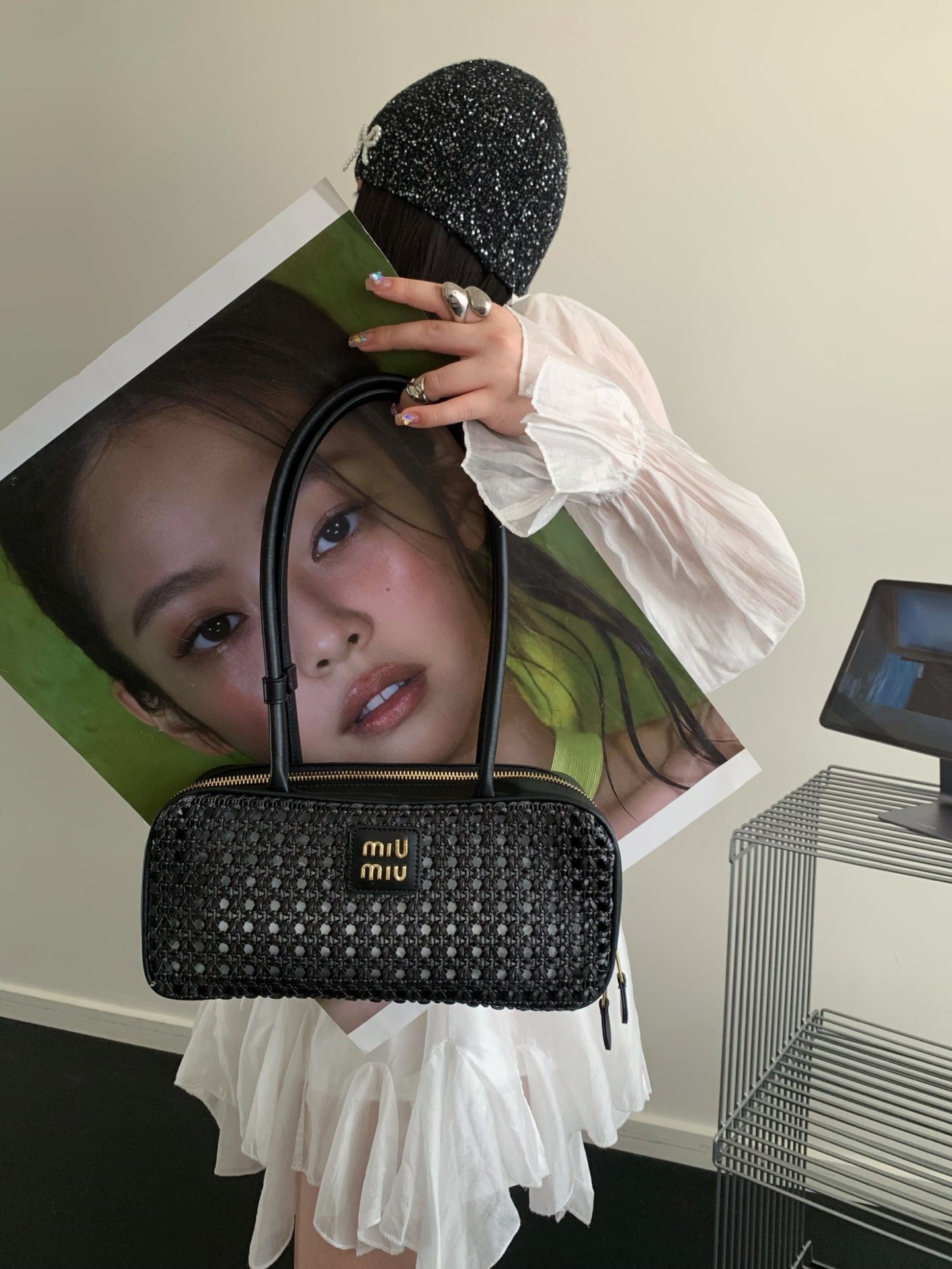 B1P36A51 Popular woven bag