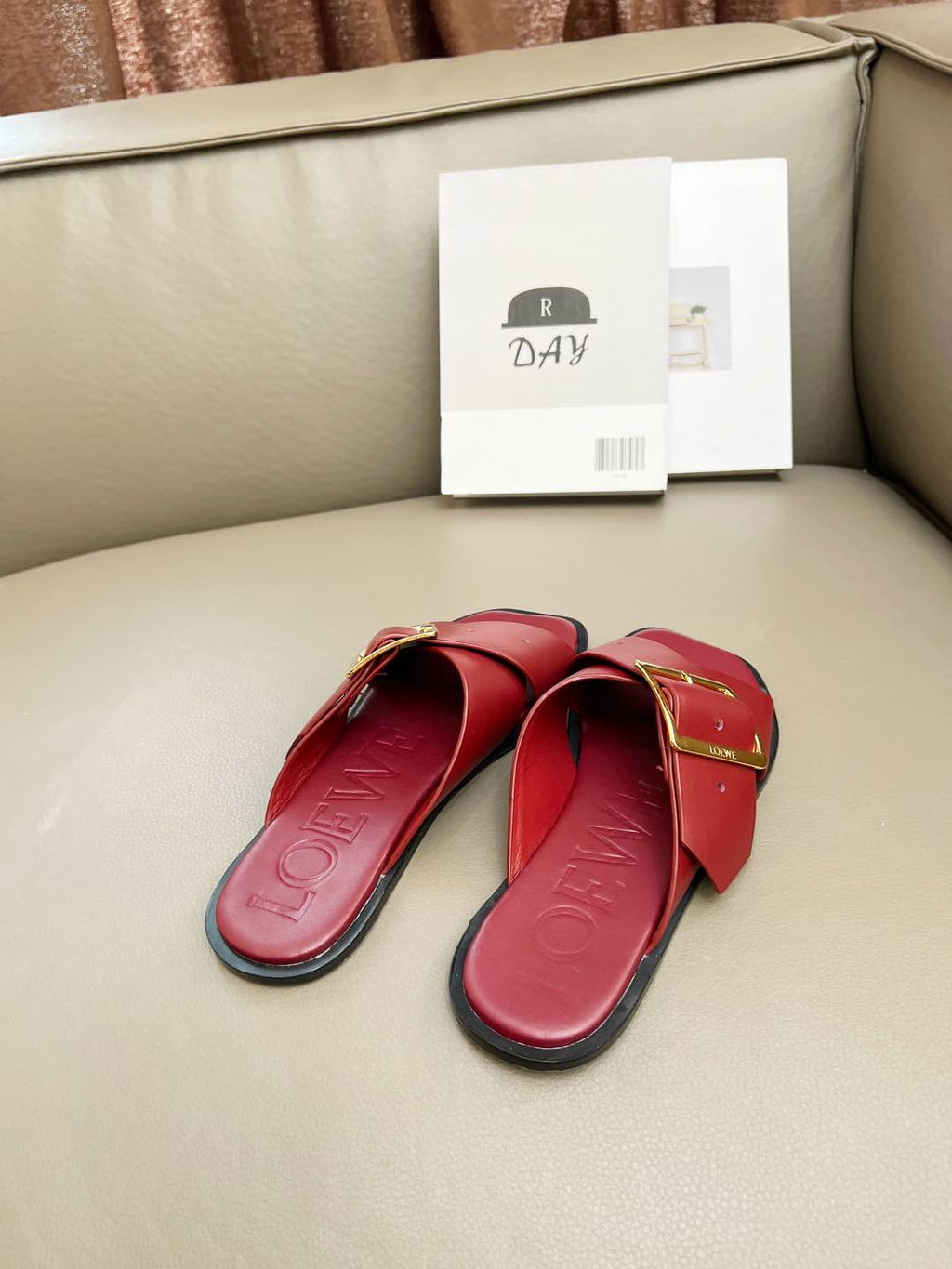 Z2R66A19 Popular high-quality leather shoes