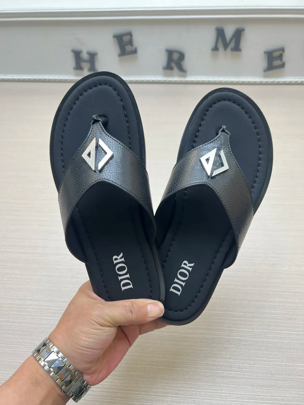 Z5ZD77 Popular  slippers