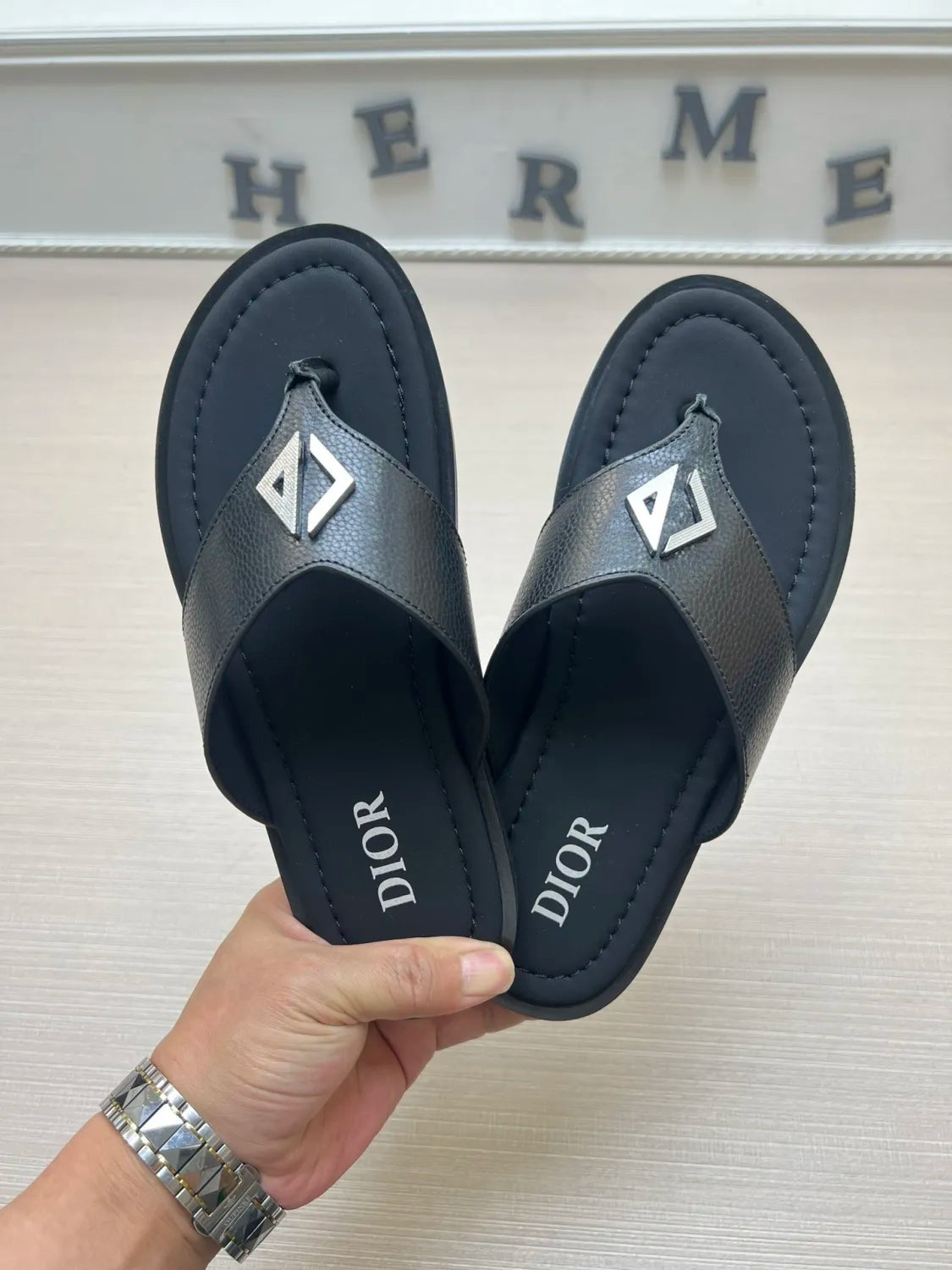 Z5ZD77 Popular  slippers