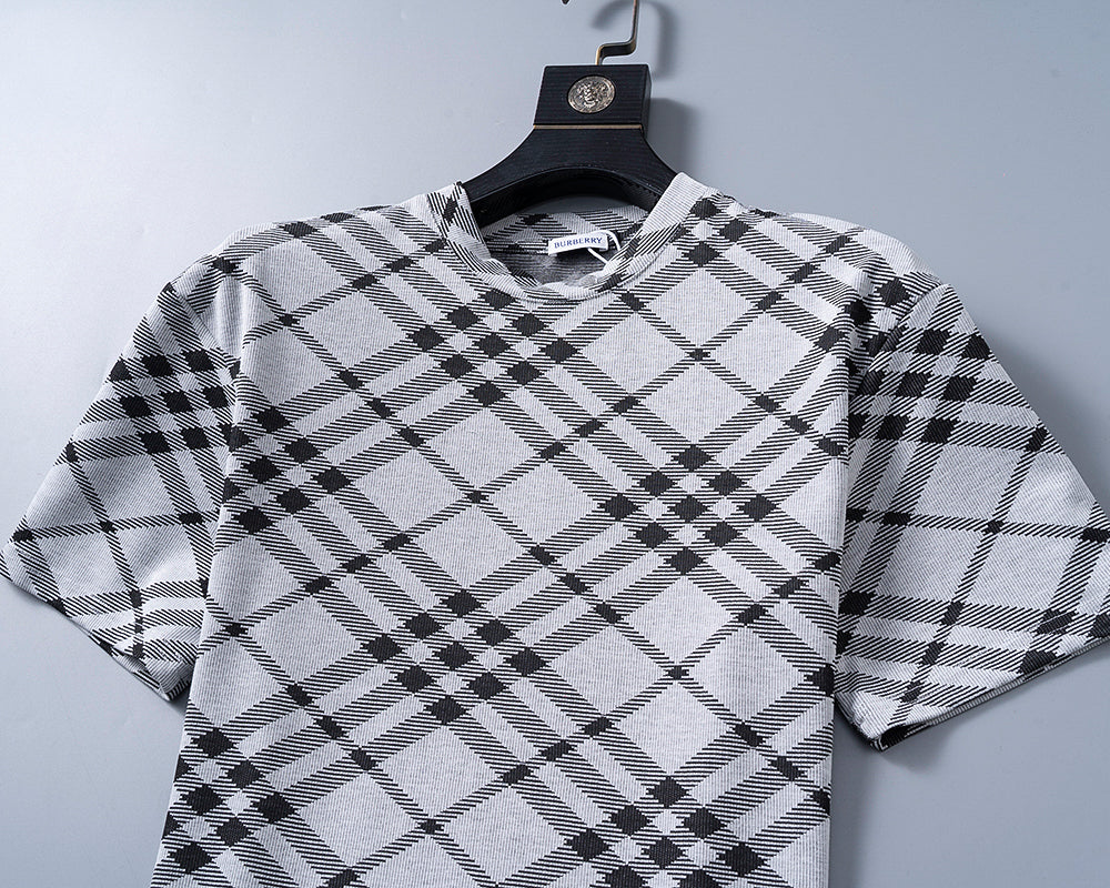 U1R35R119  Popular shirt and shorts set