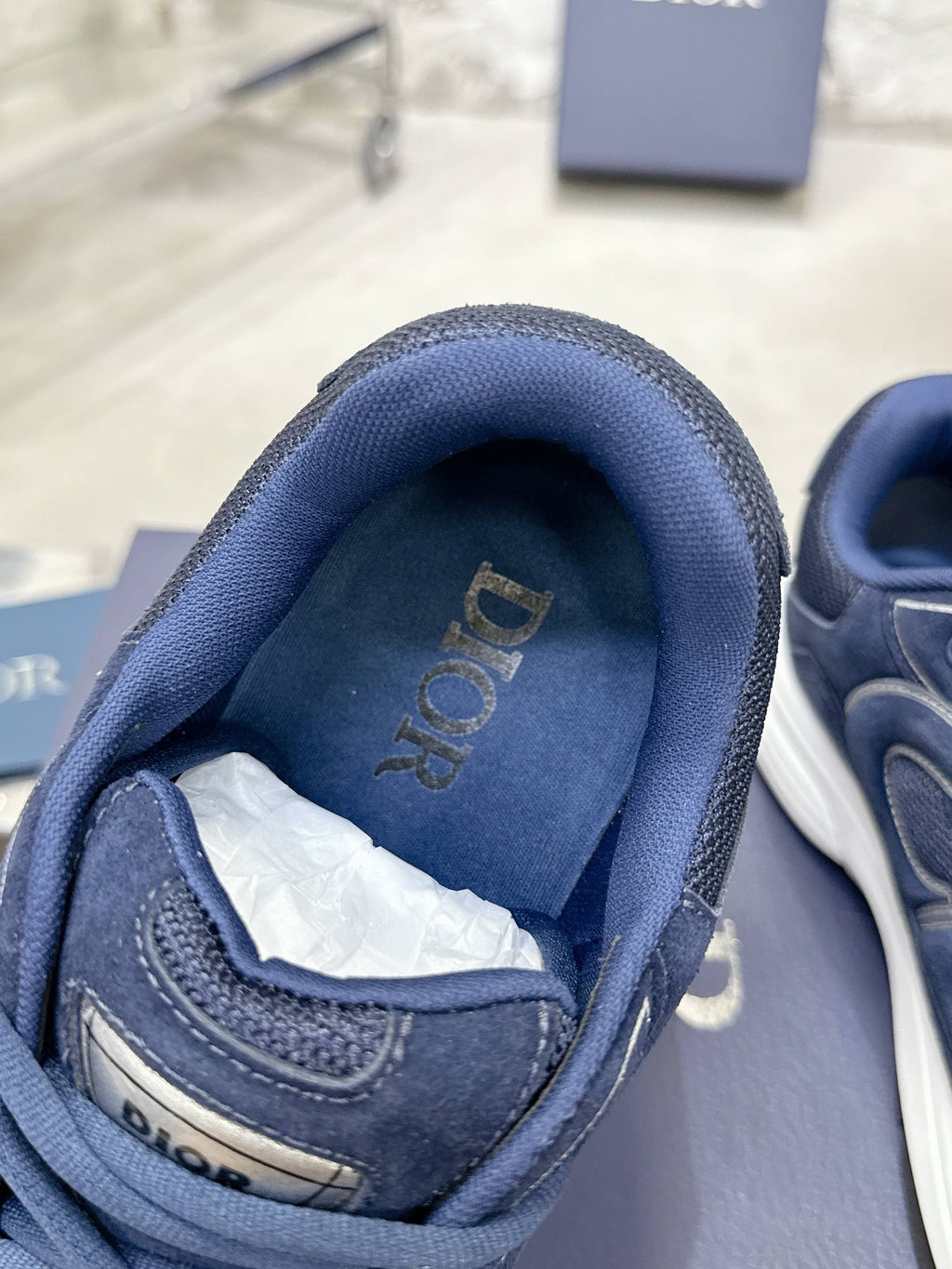 Z2R45D2 Popular high-quality shoes