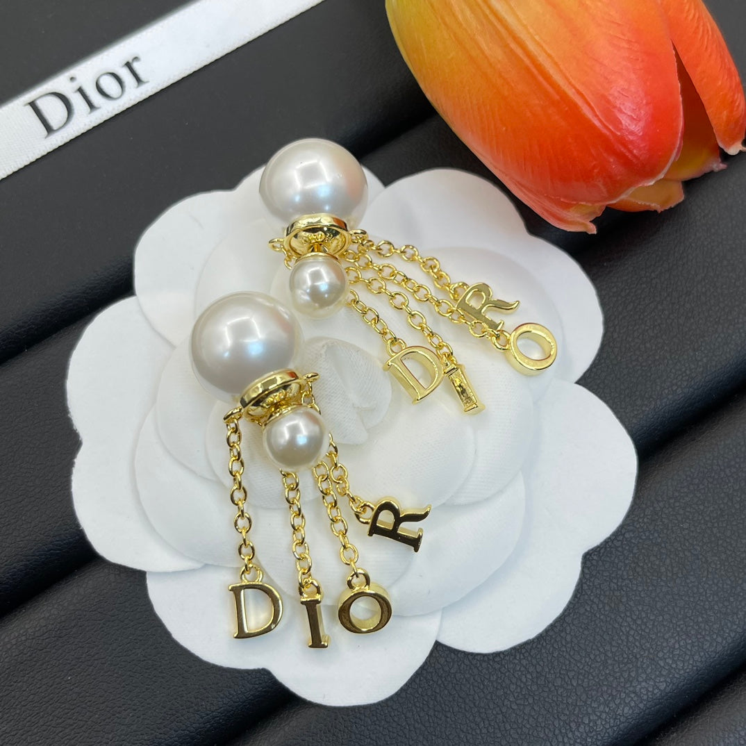 X1Z94D675E Popular Earrings