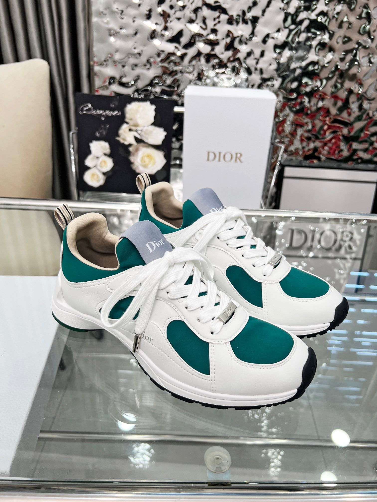 Z2Q105D309 Popular high-quality Shoes
