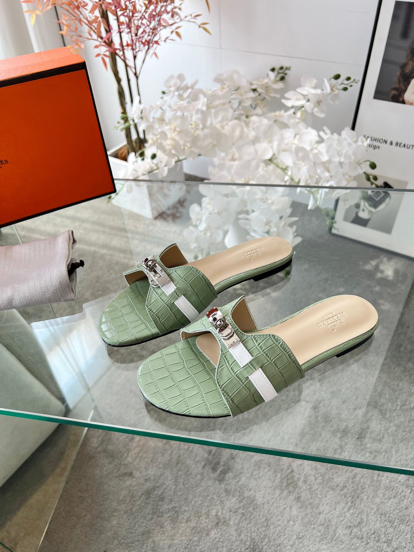 Z2Z85H10  Popular leather Shoes