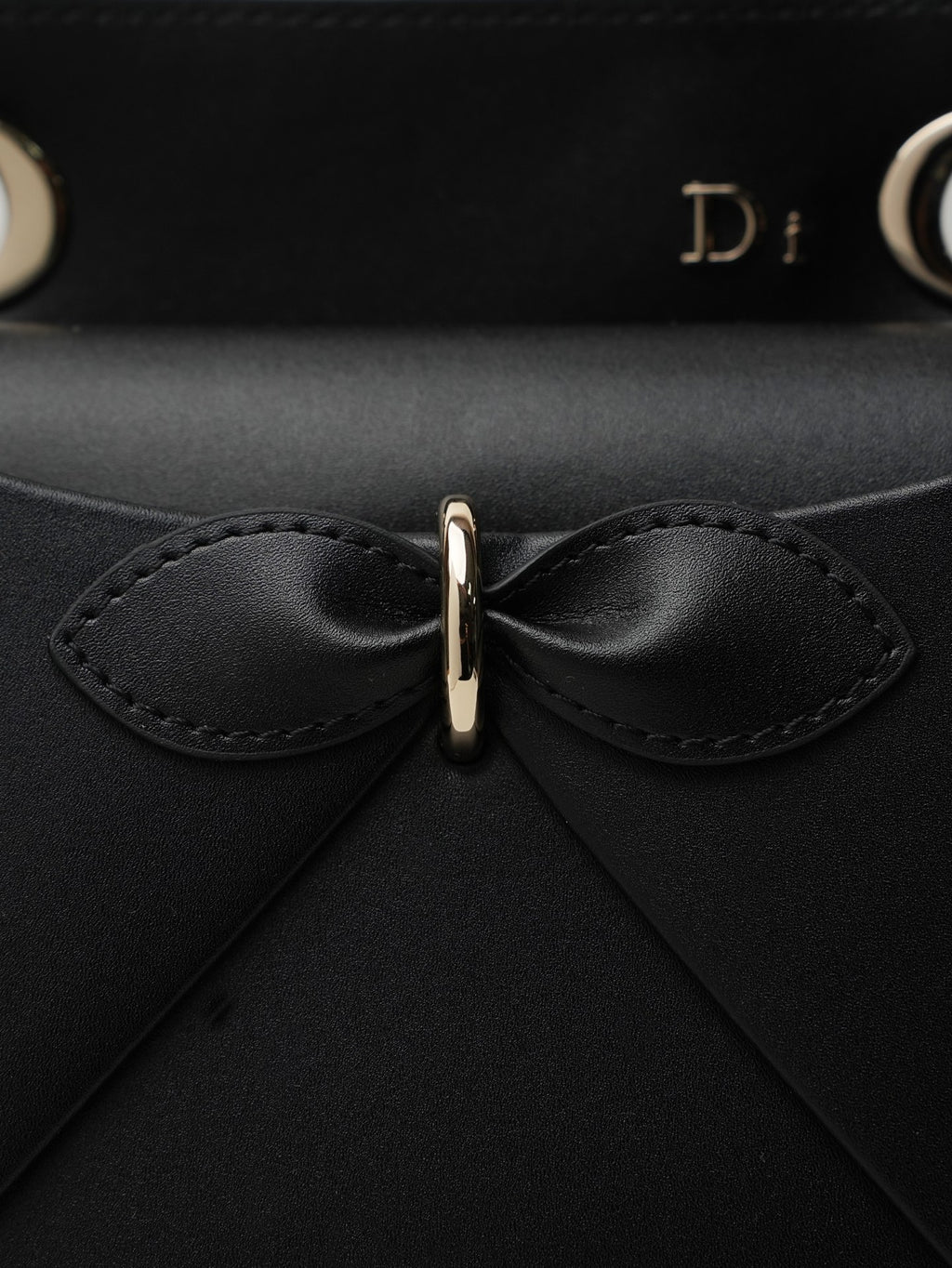 B1P36D89 Popular leather bag
