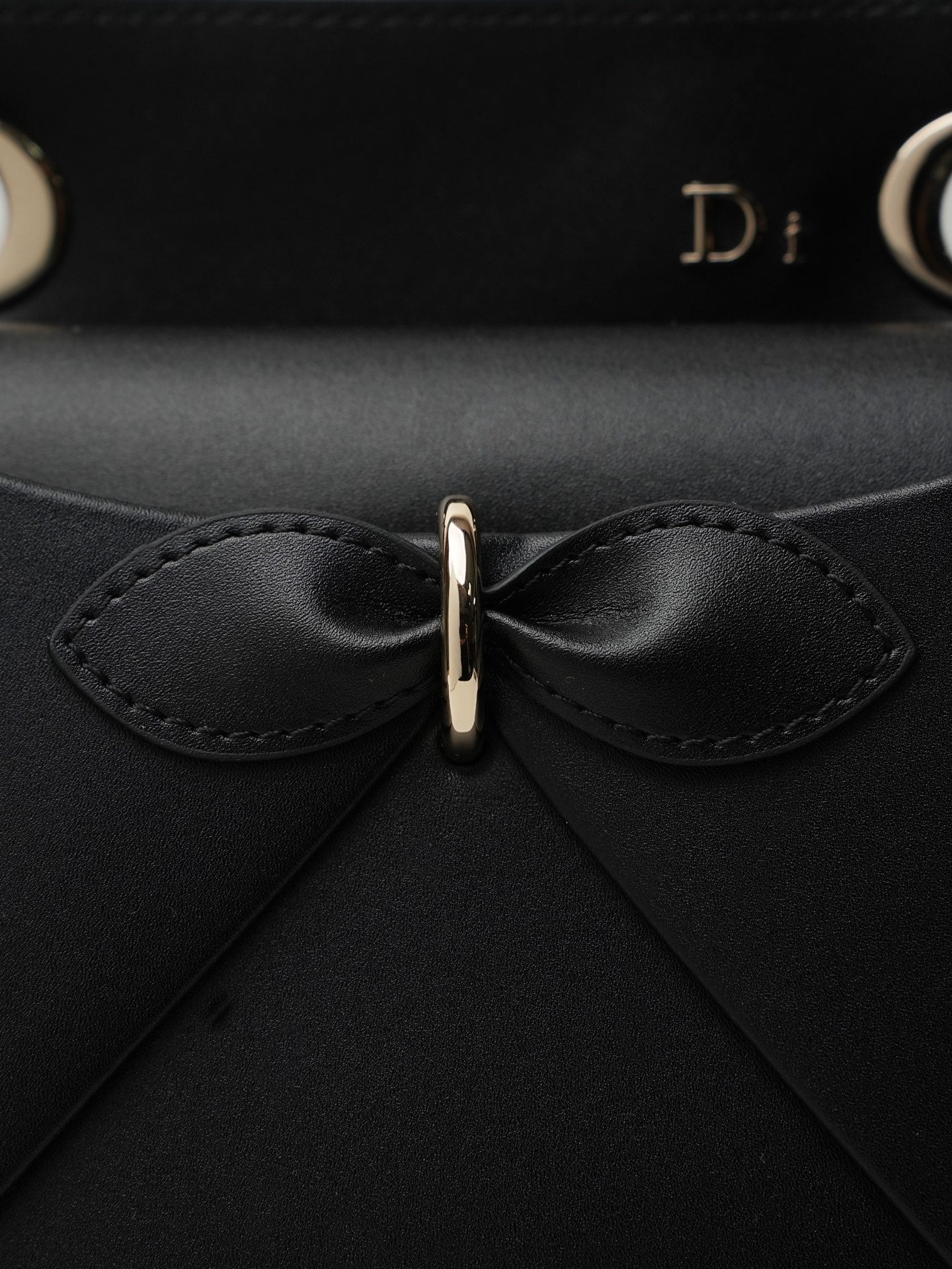 B1P36D89 Popular leather bag