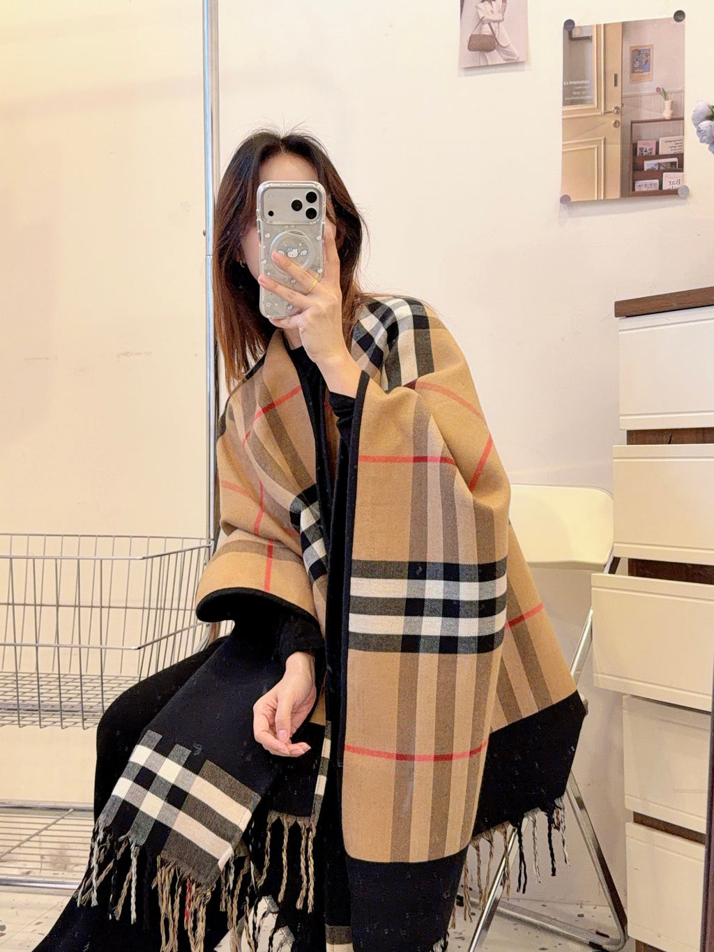 W1R86R55 Popular cape