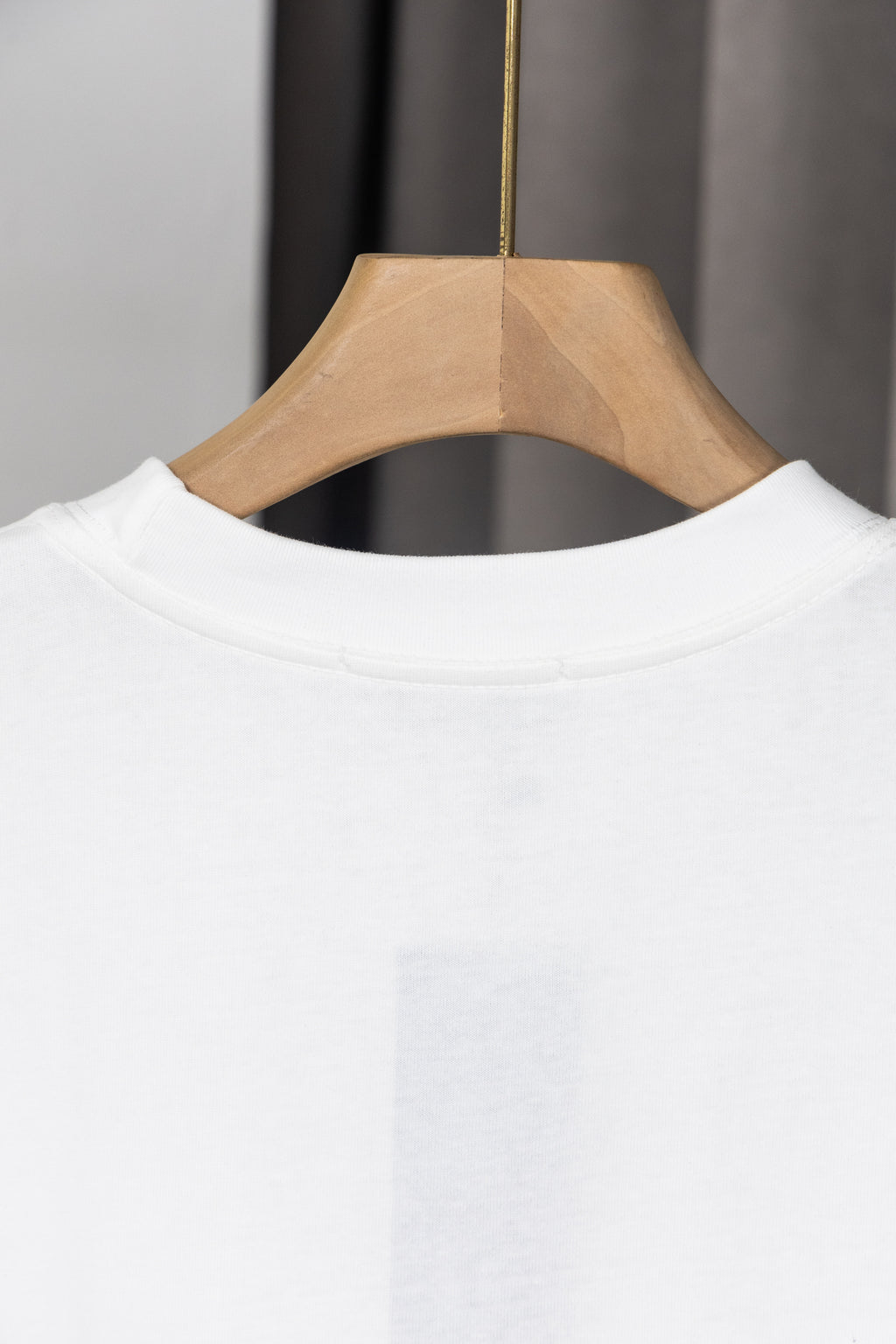 U1P36B130 Popular T-shirts