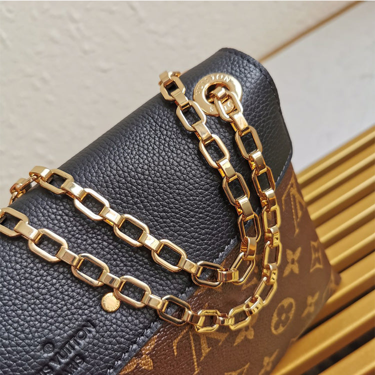 B1X41E83 Popular  leather bag 