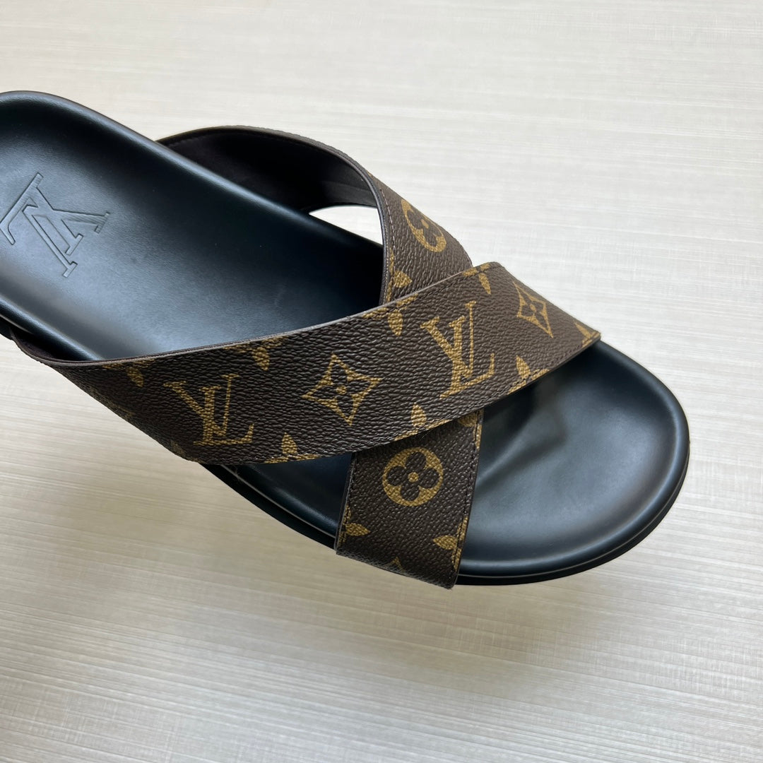 Z5ZE57 Popular slippers