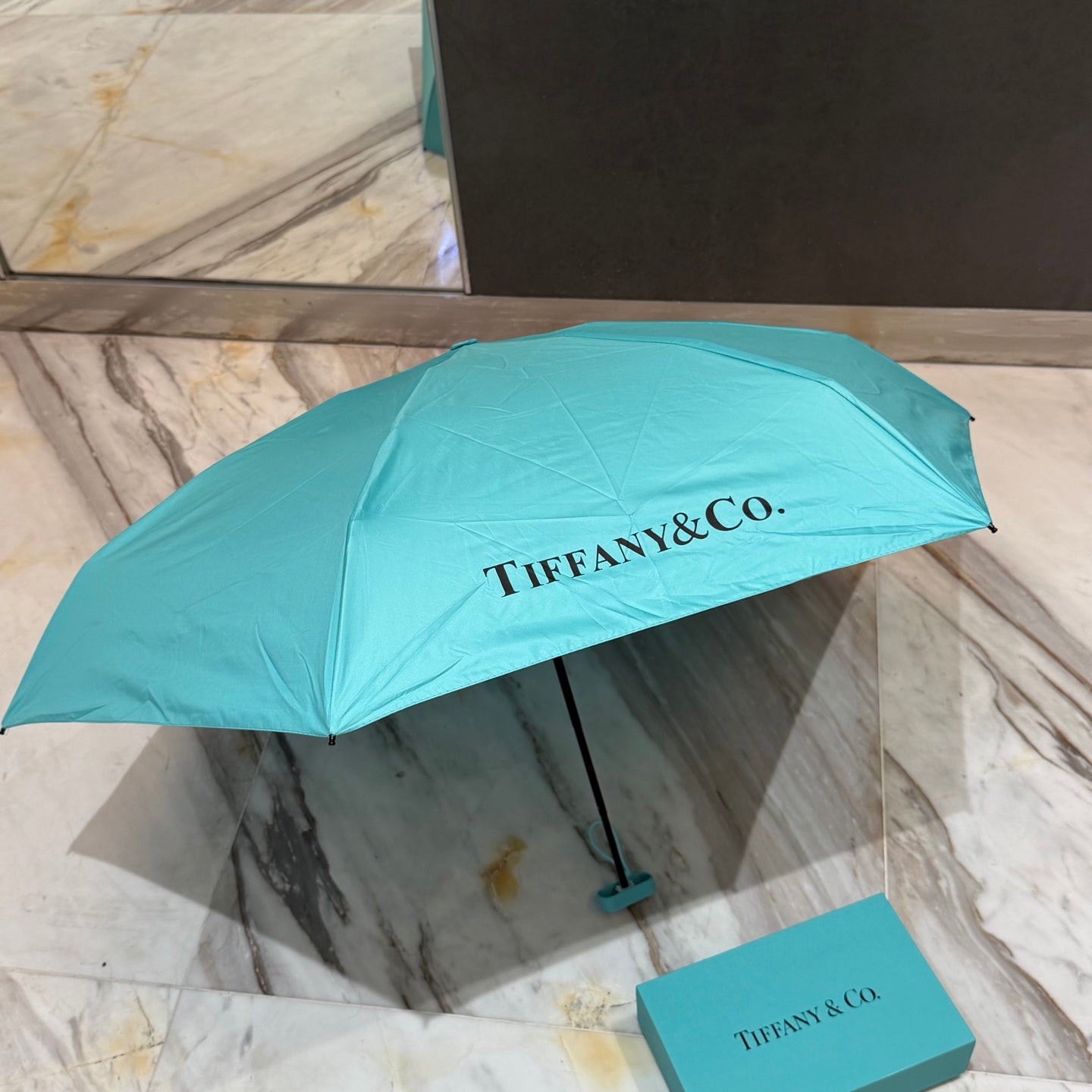 J1N46T22 Popular UV resistant umbrella