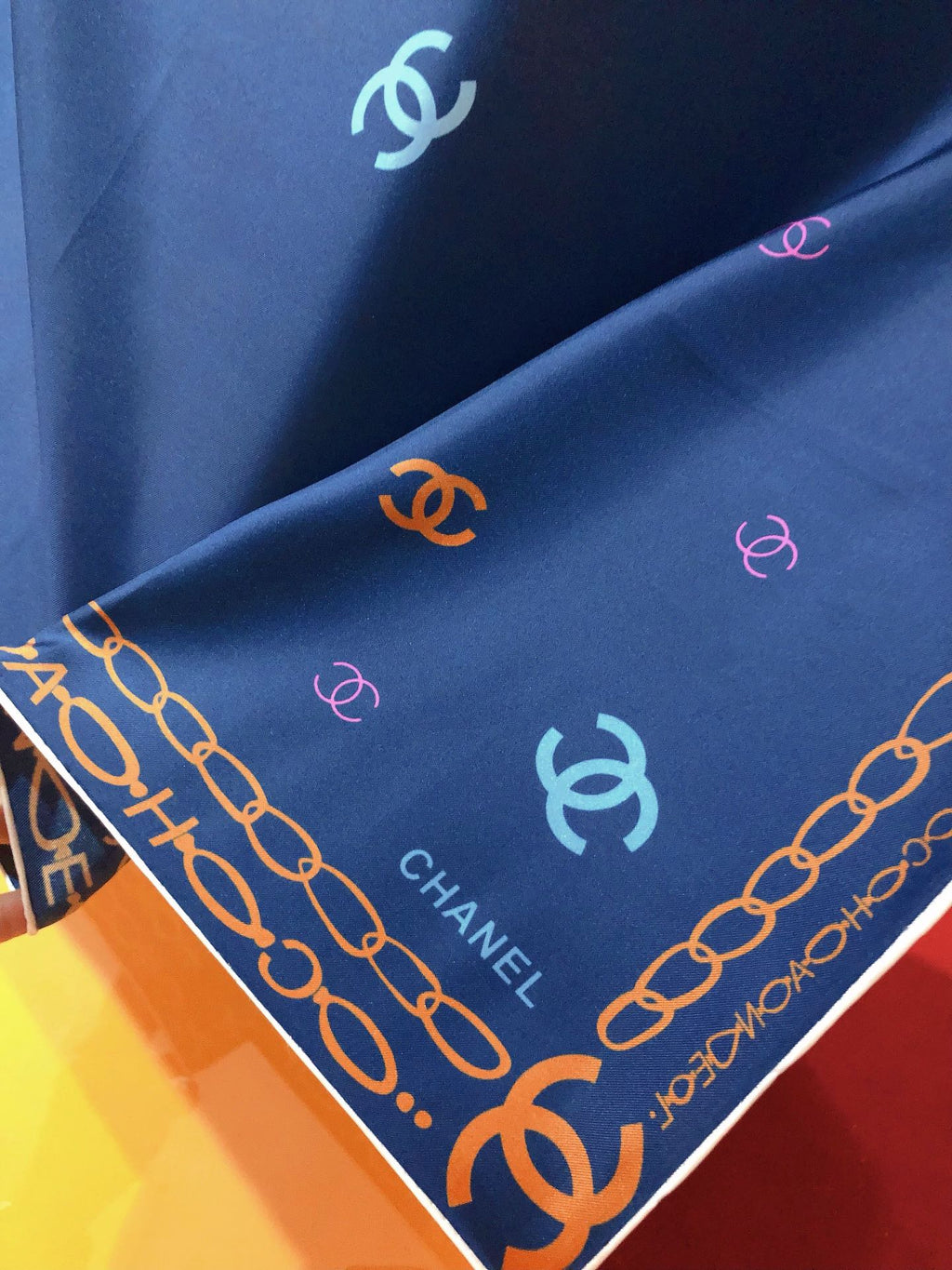 W1N46C13 Popular Silk Scarve
