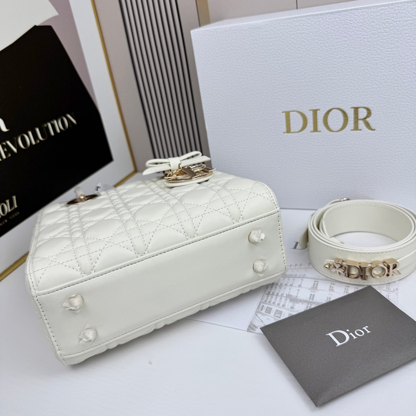 B1N36D24 Popular leather Purse bag