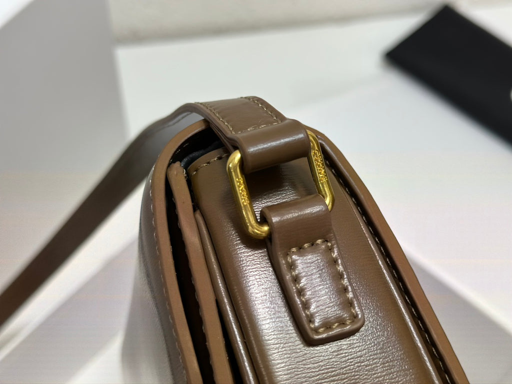 B1W25N61 Popular   leather bag