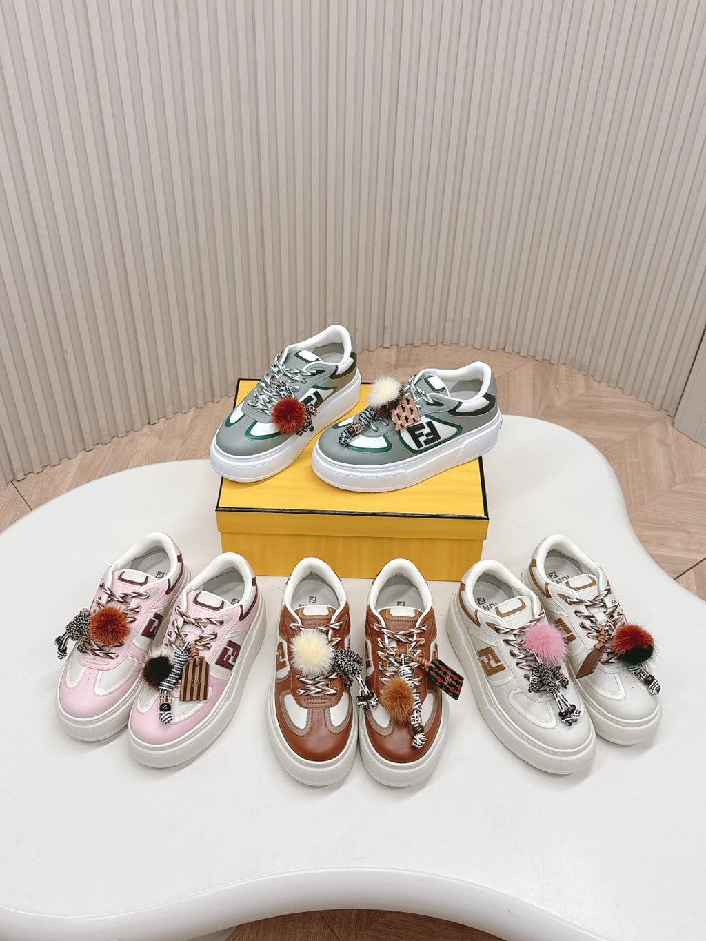 Z2Q105F417 Popular high-quality Shoes