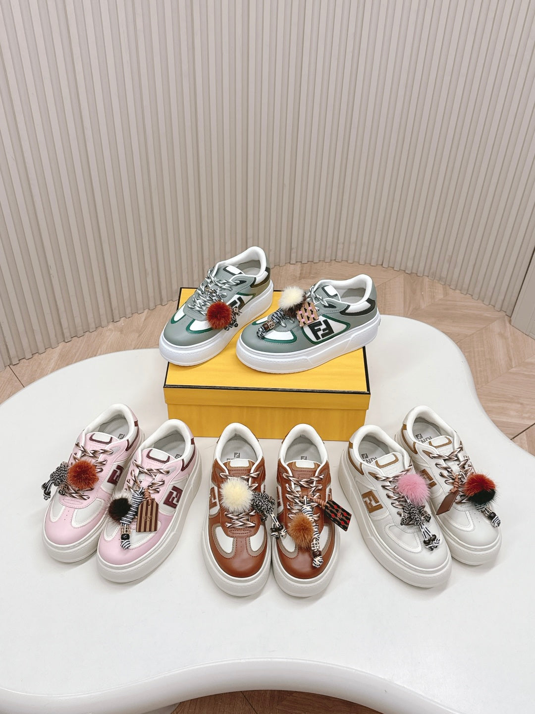 Z2Q105F417 Popular high-quality Shoes