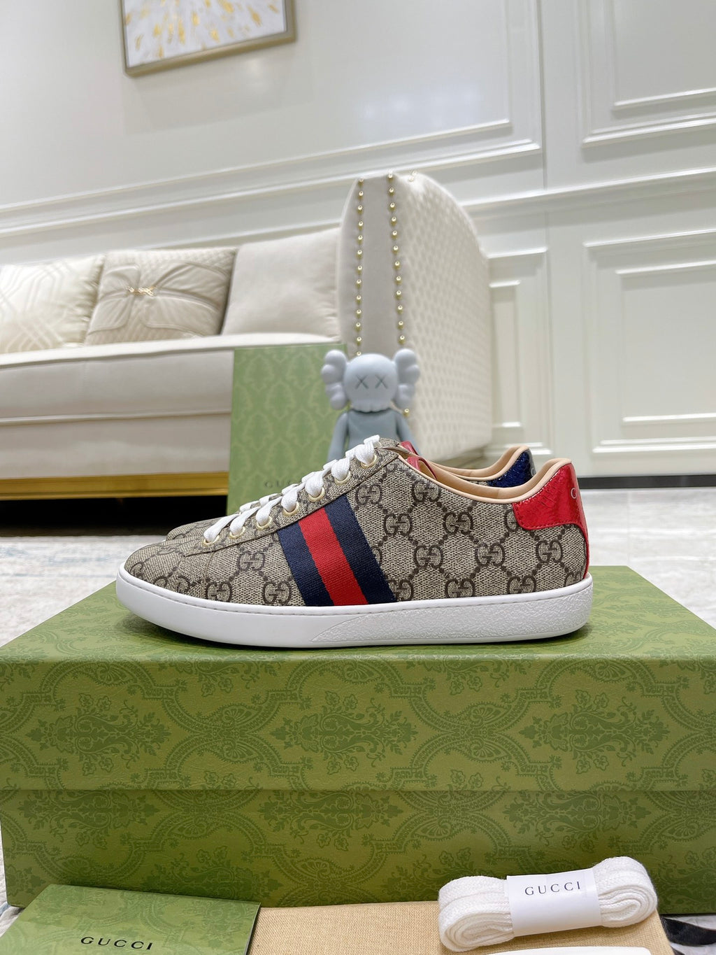 Z2Q105B202 Popular high-quality Shoes