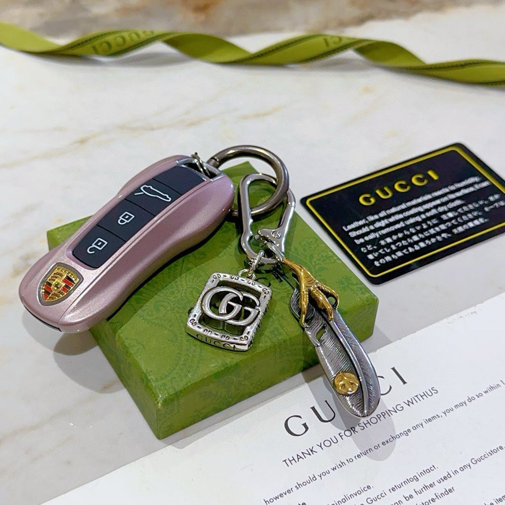 A1Z105B54 Popular bag 's charms accessories