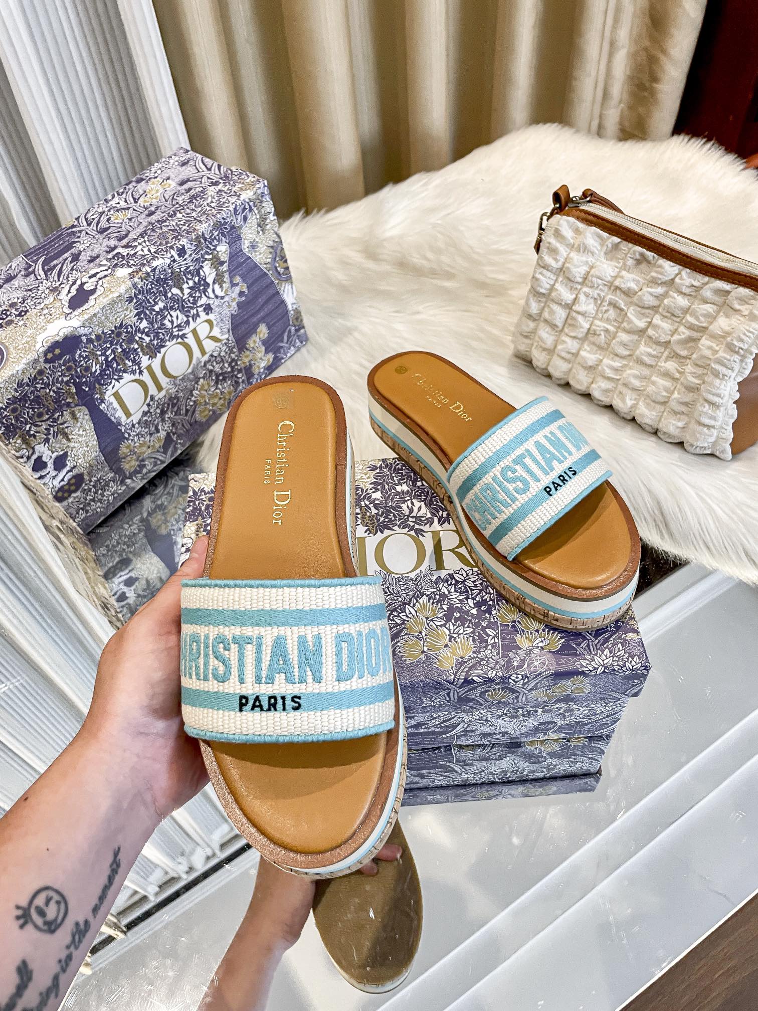 Z1LD22 Popular slippers