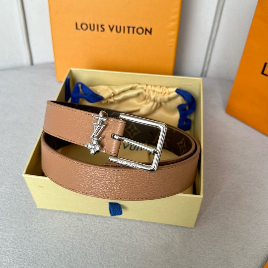 P1Q64E2 Popular  High quality belt With full package