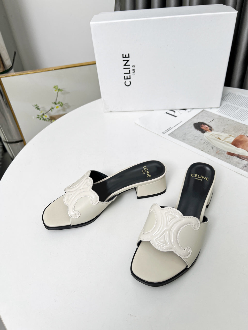 Z2Q55CL51  Popular leather shoes