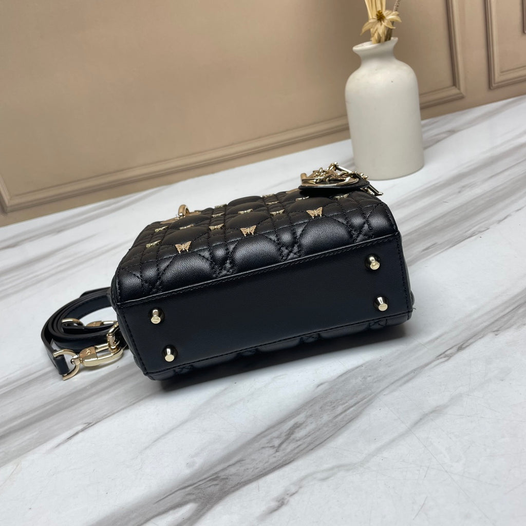 B1R15D139 Popular leather bag