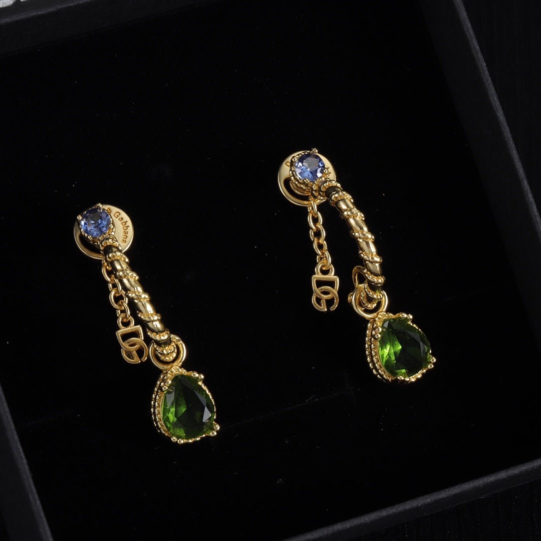 X1Z95A62E Popular Earrings