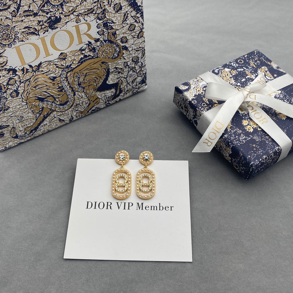 X1N83C208E Popular    Earrings