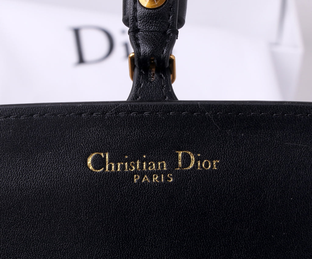 B1R66D2 Popular leather bag