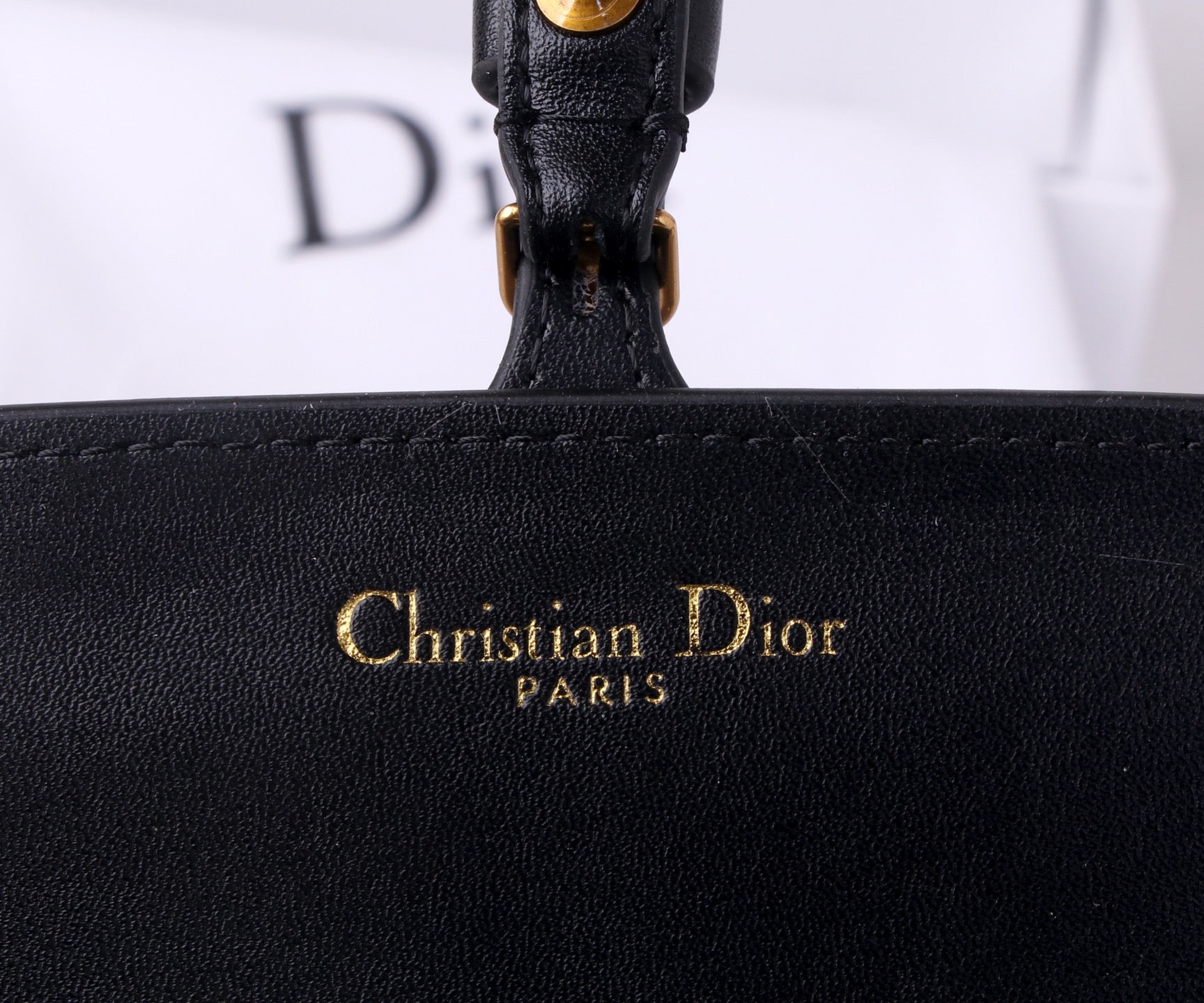 B1R66D2 Popular leather bag